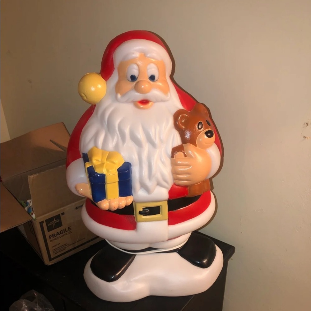 Medium sized Santa blow mold light up
